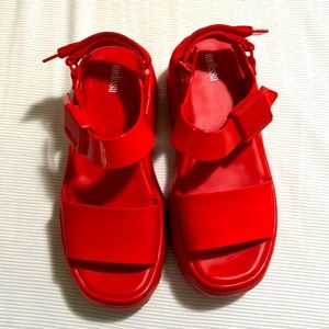 Melissa Kick Off Sandal Platform size 10